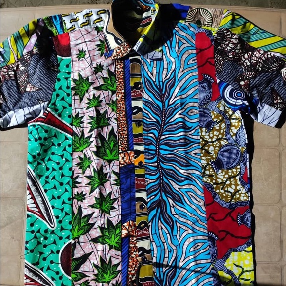 Togo West Africa designer fundraiser. Here we have a young entrepreneur, Didier. - Picture 6 of 9